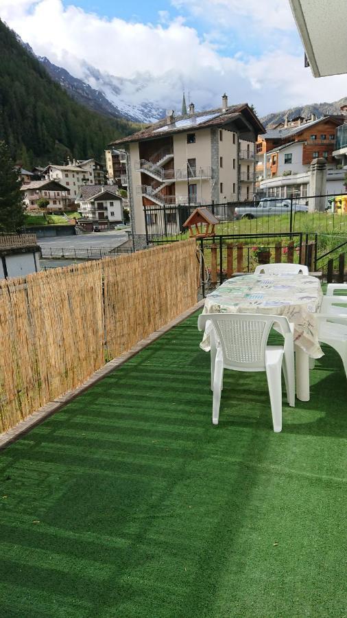 B&B Maison Odille Valtournenche Εξωτερικό φωτογραφία