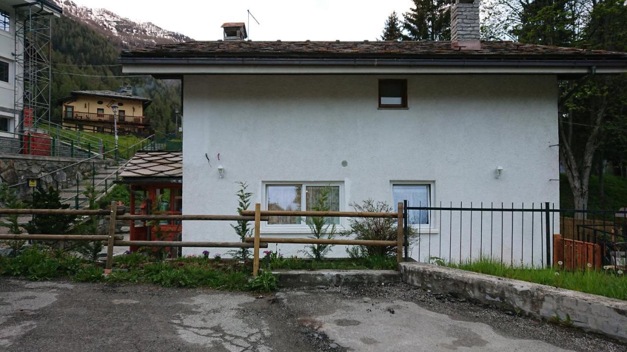 B&B Maison Odille Valtournenche Εξωτερικό φωτογραφία