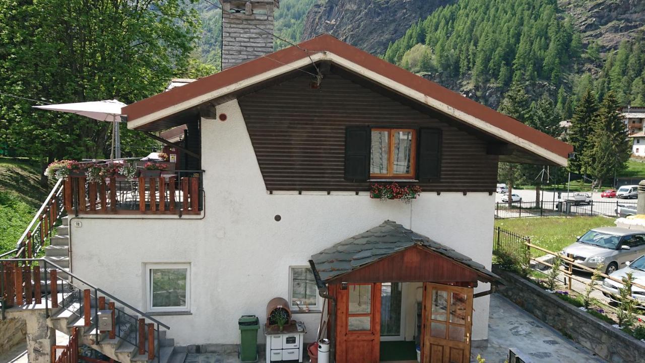 B&B Maison Odille Valtournenche Εξωτερικό φωτογραφία
